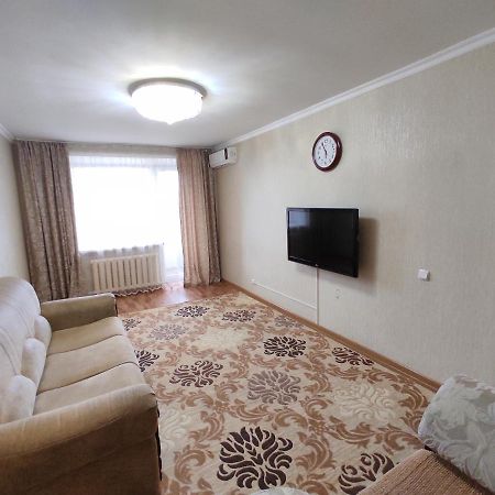 2 Ком Апартаменты В Центре Города Qostanay Exterior foto